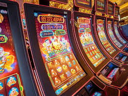 Онлайн казино Slott Casino